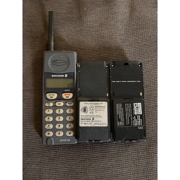 Ericsson DH318Vi - Untested Vintage Cell Phone Hand Held with extra battery - Picture 4 of 4
